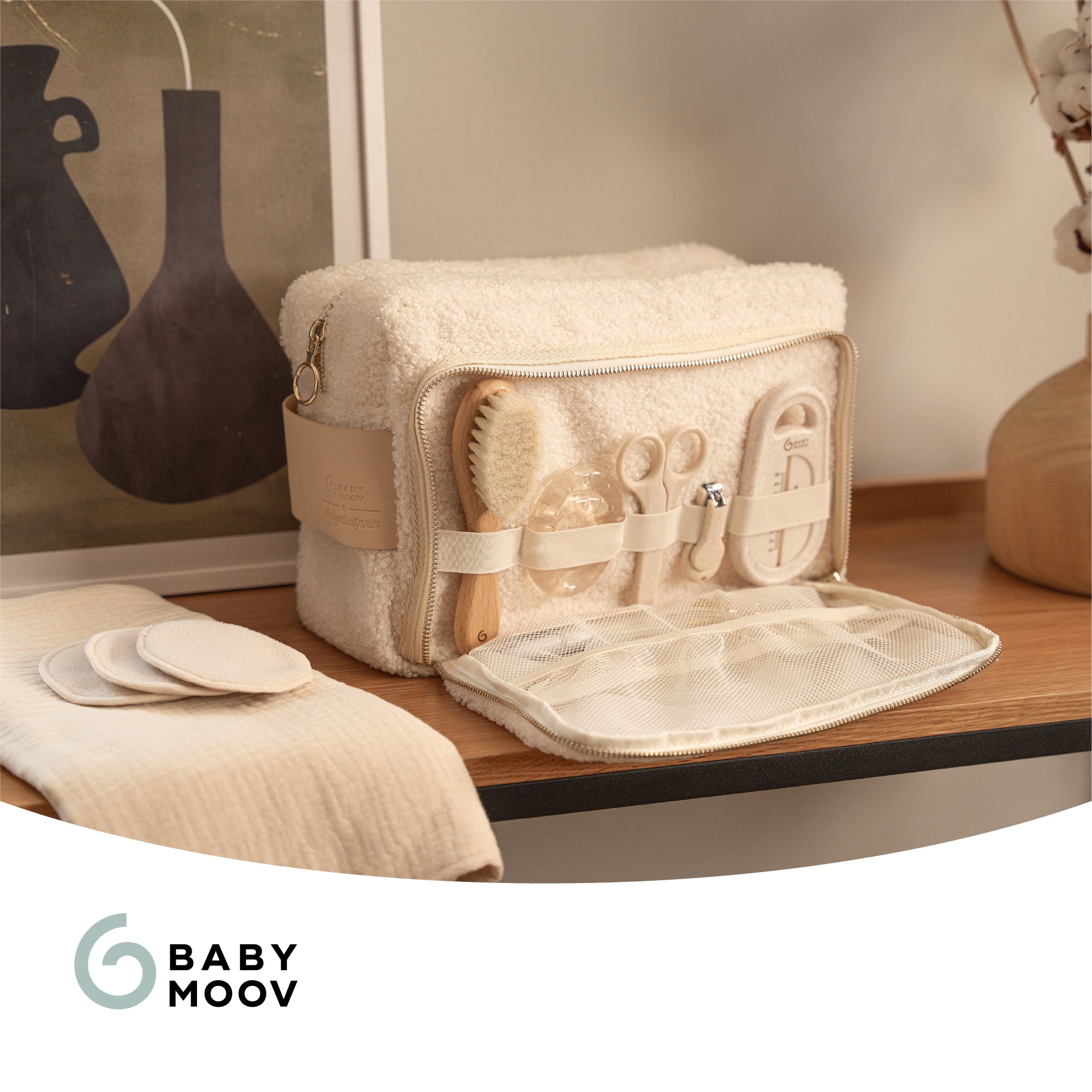 Trousse de toilette bébé Curl White – Babymoov x @babyatoutprix