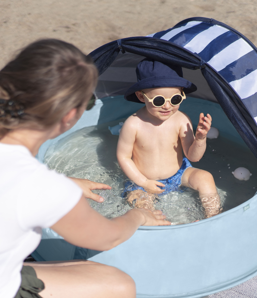 Aquani Anti-UV Mariner: Speeltuin, extra bed, watertappunt