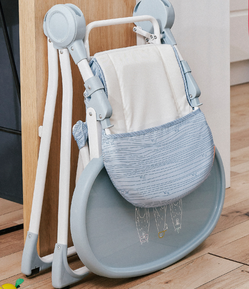 Chaise haute ultra compacte